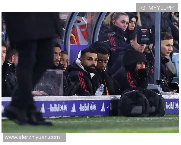 33岁萨拉赫告别绿茵?连续4场替补,沉默背后是怎样的故事? 33岁萨拉赫告别绿茵?连续4场替补,沉默背后是怎样的故事?